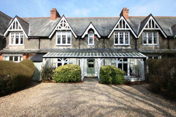 5 Bedroom Terraced